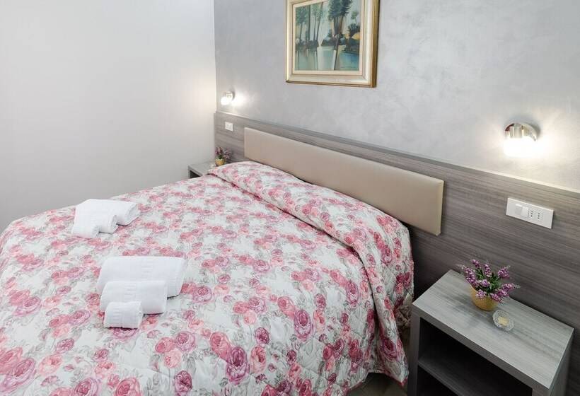 פנסיון Affittacamere Alessia