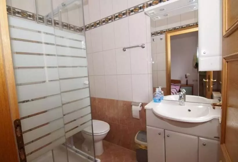 پانسیون Olive House