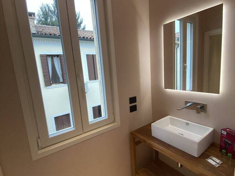 Prato Della Valle Apartments