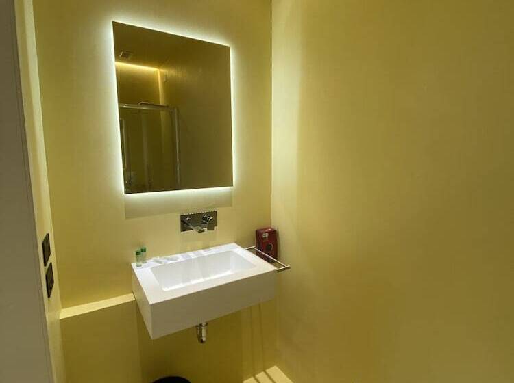 Prato Della Valle Apartments