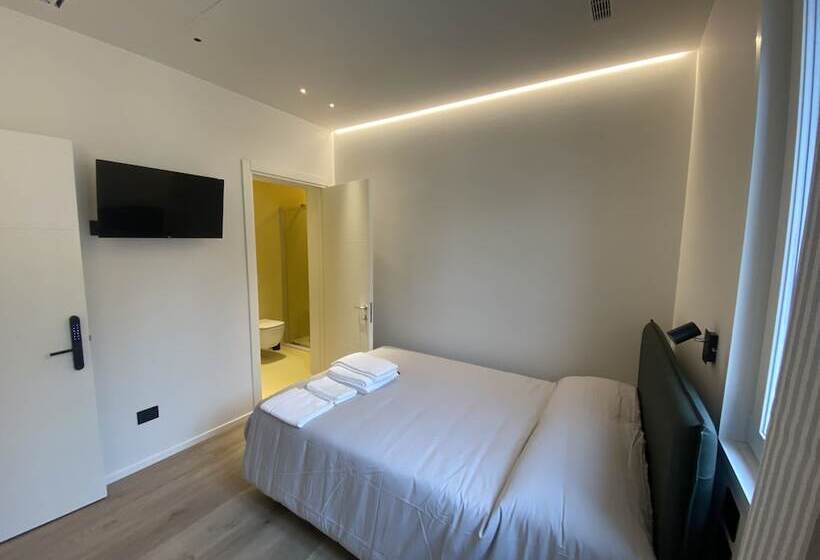 Prato Della Valle Apartments