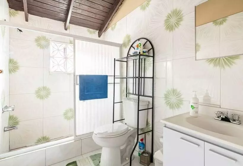 اقامتگاه Impeccable 2 Bed House In Montego Bay