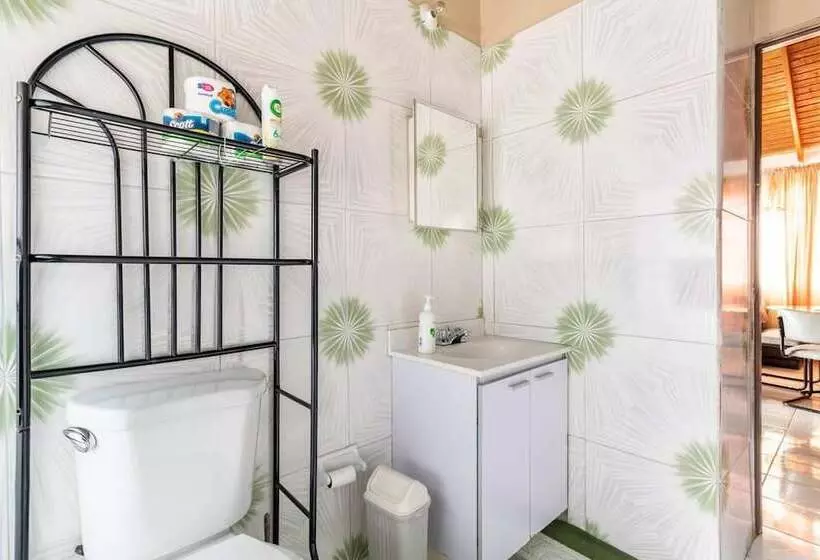 اقامتگاه Impeccable 2 Bed House In Montego Bay
