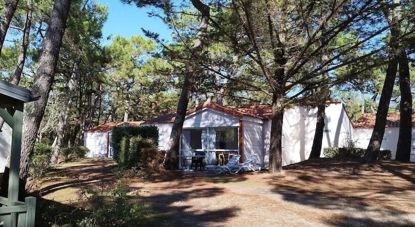 리조트 Domaine De La Presqu île