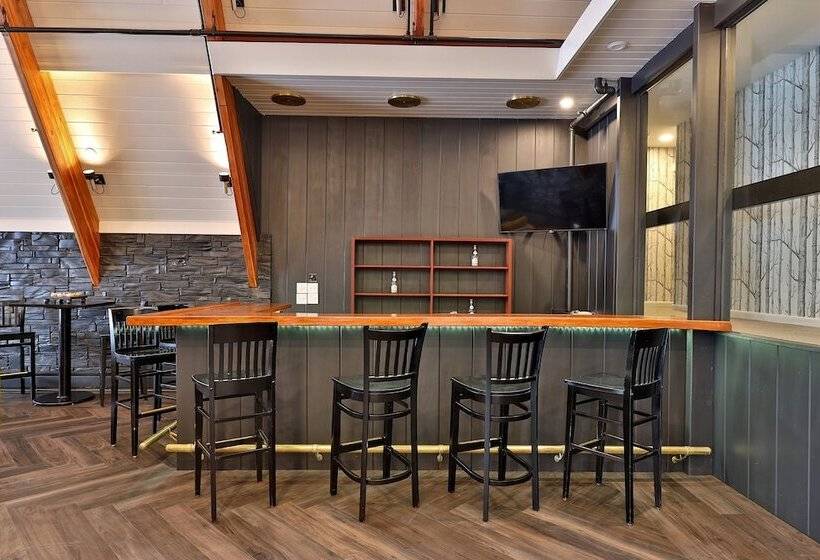 The Birch Ridge: 3 Private Guest Rooms W/ Ensuite Bathrooms, Wifi & Great Shared Spaces! Block B 3 B