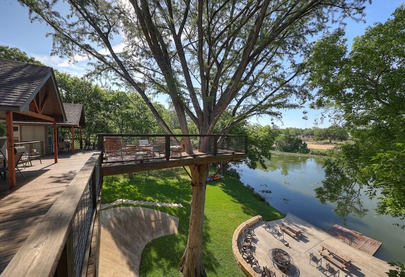 Treetop River Cabins On The Guadalupe River