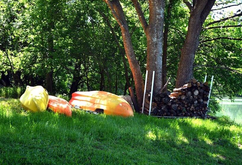 Treetop River Cabins On The Guadalupe River