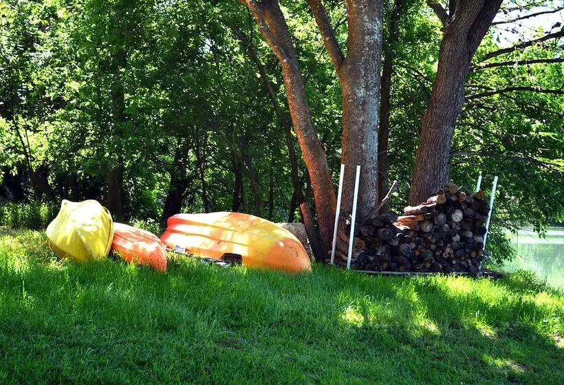 Treetop River Cabins On The Guadalupe River