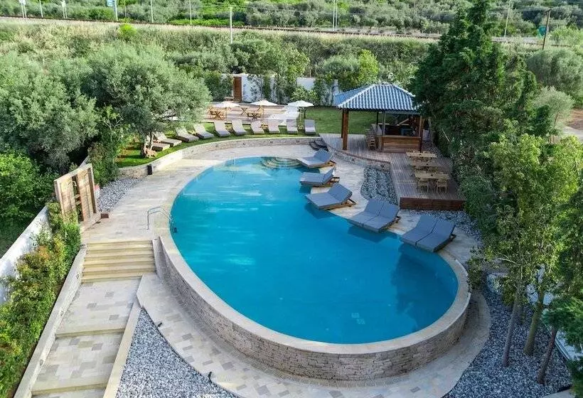 Hotelli Alissachni Seaside