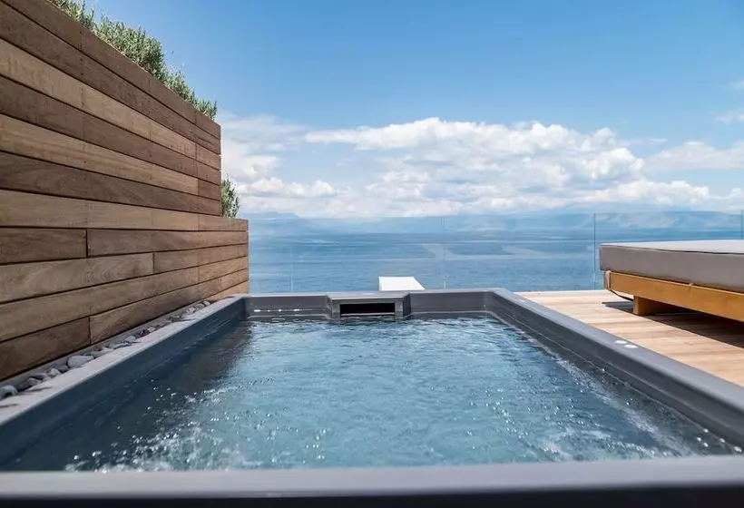 Hotelli Alissachni Seaside