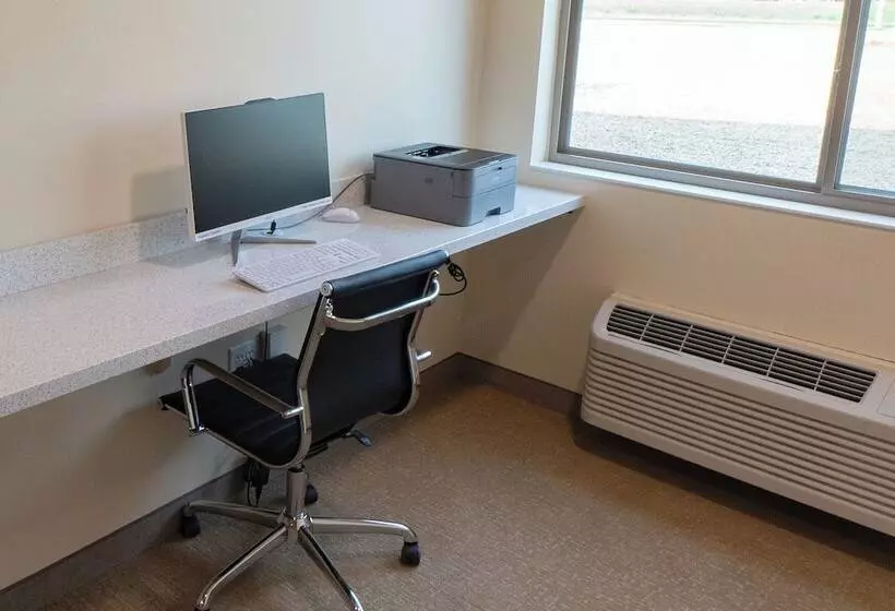 Hotelli Cobblestone Inn & Suites   Sheldon