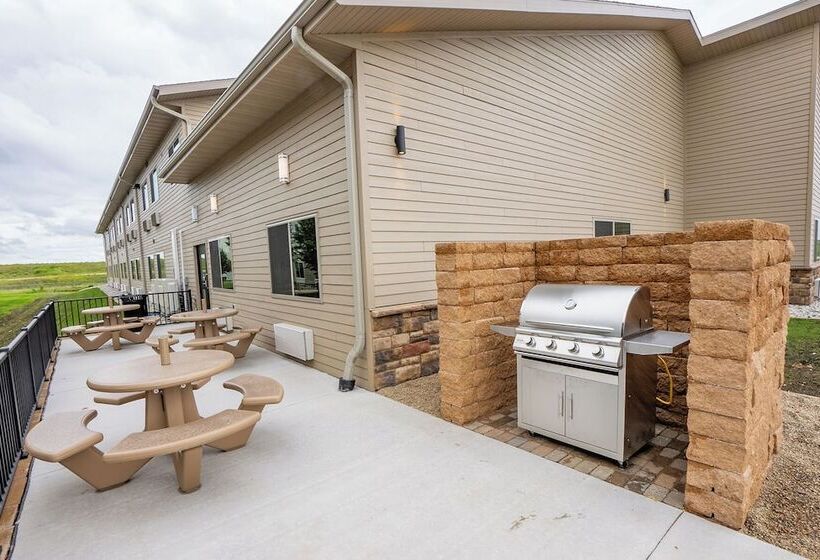 Otel Cobblestone Inn & Suites   Sheldon