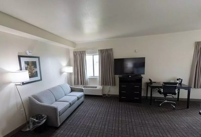 Hotelli Cobblestone Inn & Suites   Sheldon