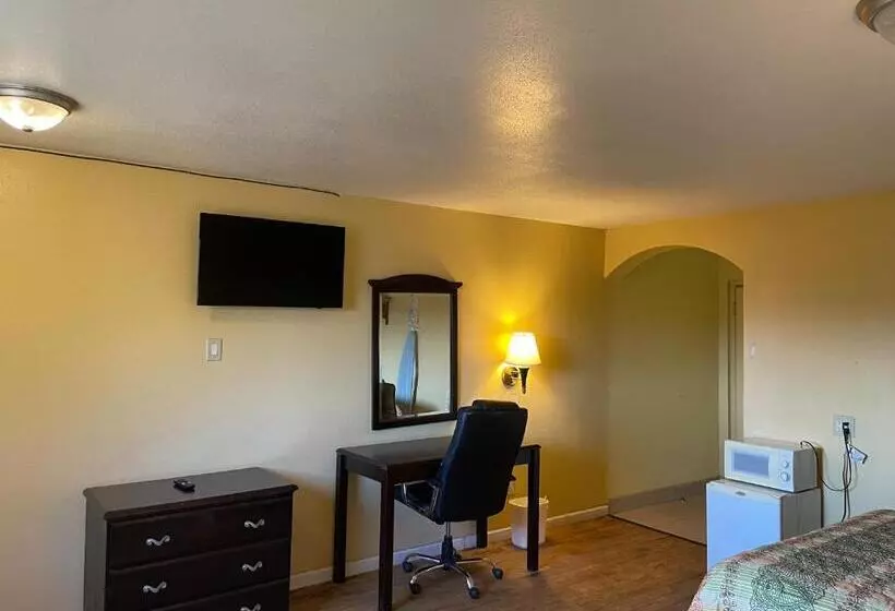 Hotelli Dilley Executive Inn