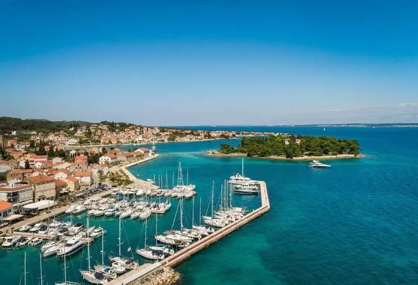 Hotelli Dunatovi Dvori Heritage