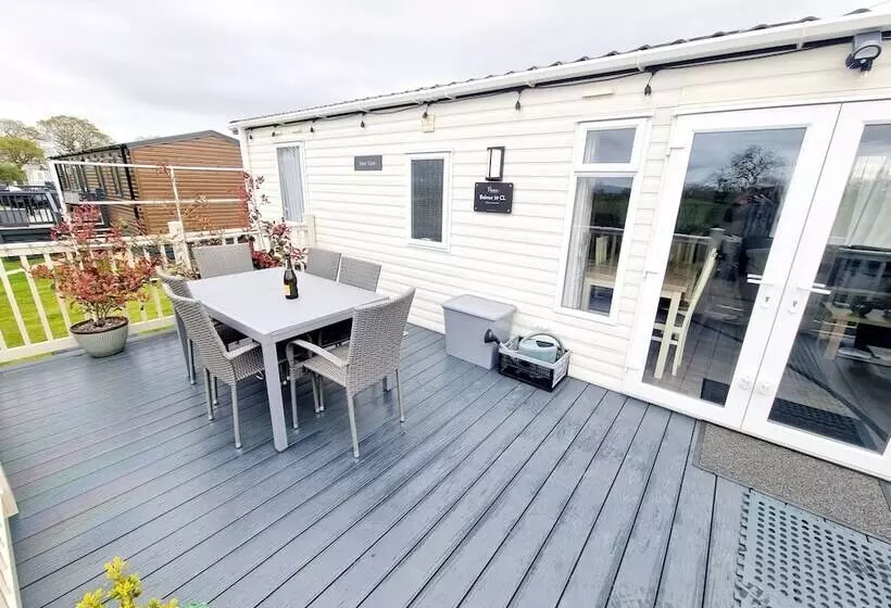 ホテル Fantastic 3 Bed Lodge Near Morpeth   Deer View
