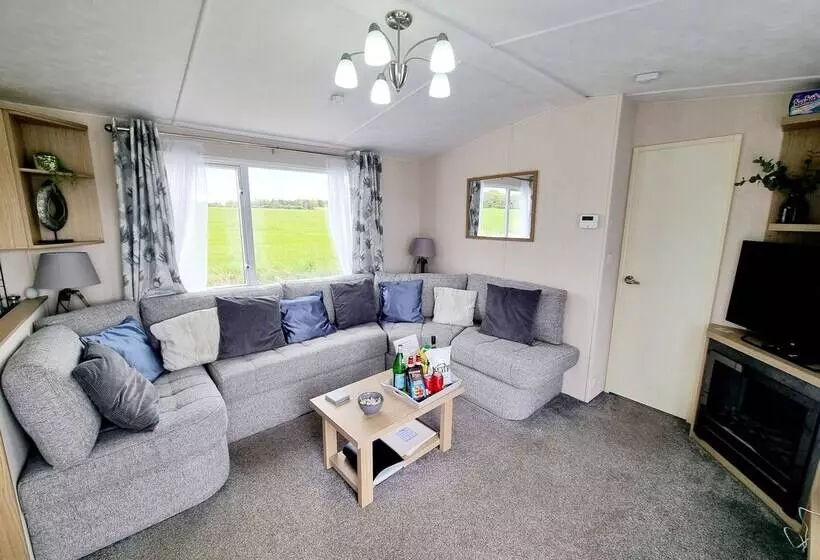 ホテル Fantastic 3 Bed Lodge Near Morpeth   Deer View