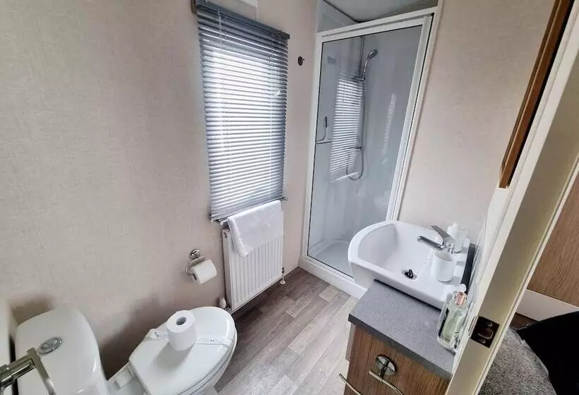 ホテル Fantastic 3 Bed Lodge Near Morpeth   Deer View