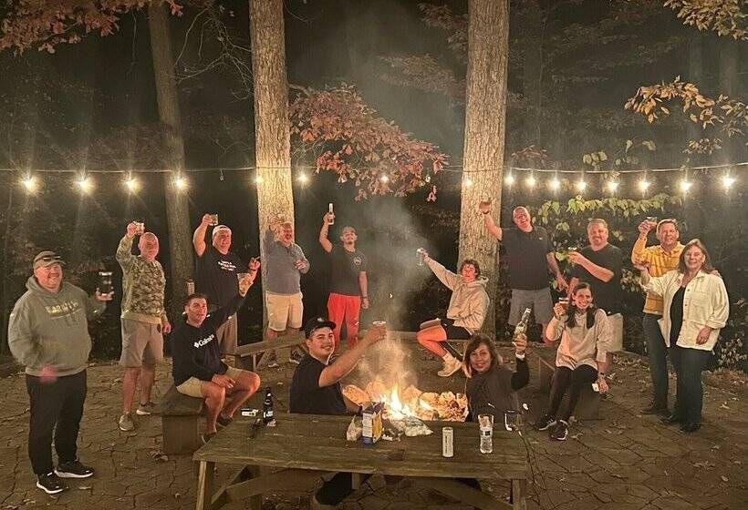 호텔 Harmony Tree Resorts Inc