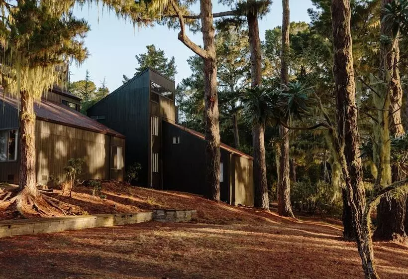 Hotelli Lodge At Marconi