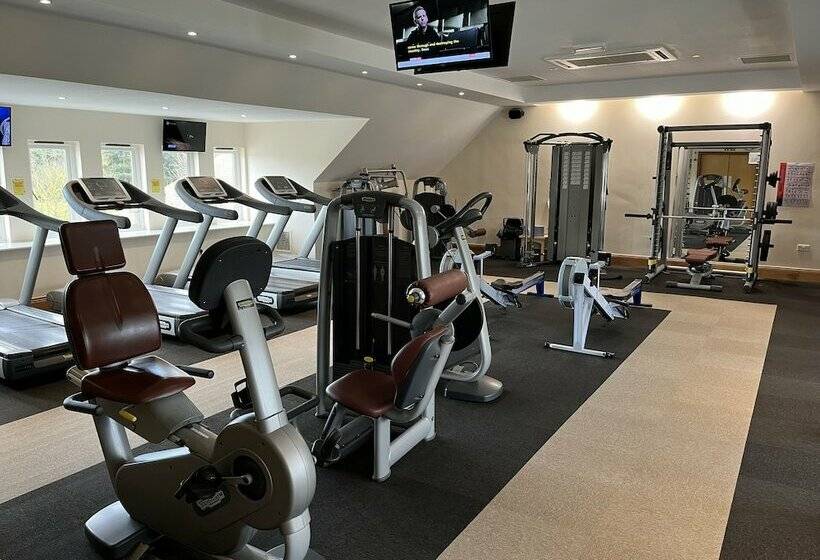 ホテル Pine Boutique Lodge With Hot Tub For Couples & Dog