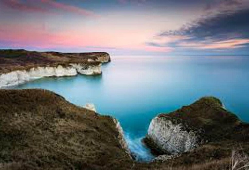 ホテル Pine Boutique Lodge With Hot Tub For Couples & Dog