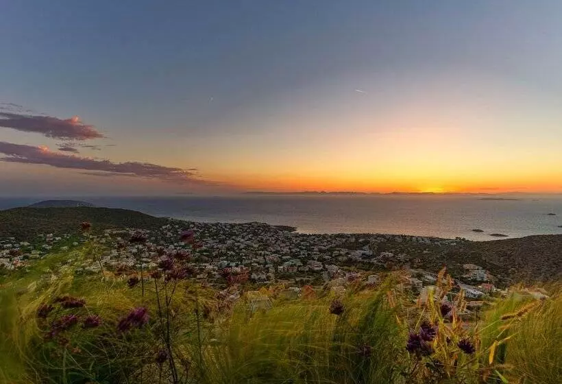 ホテル Saronida Hills