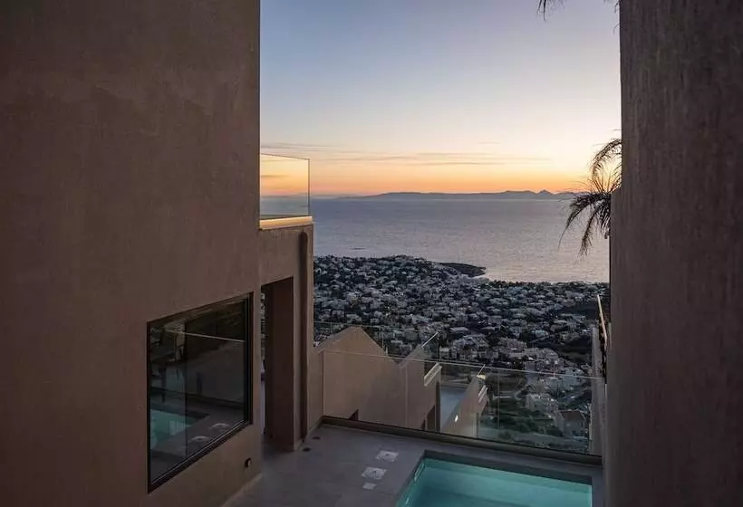 ホテル Saronida Hills