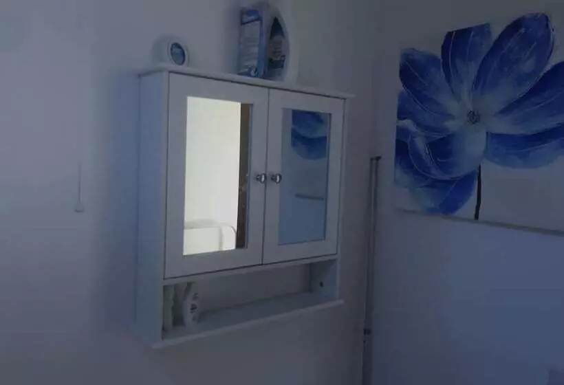 Lovely 1 Bed Cottage In Hopeman