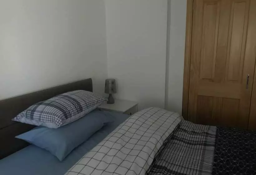 Lovely 1 Bed Cottage In Hopeman