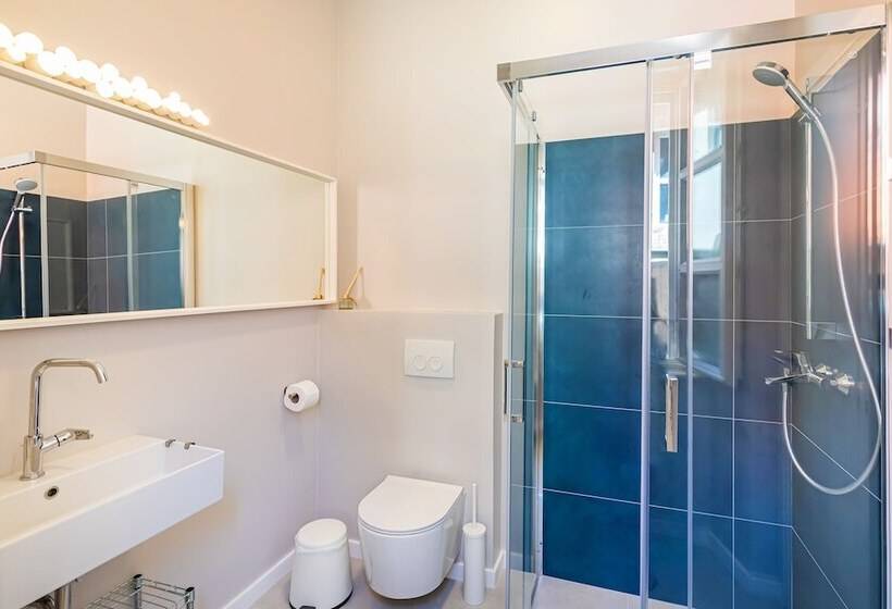 ペンション Cap Rooms