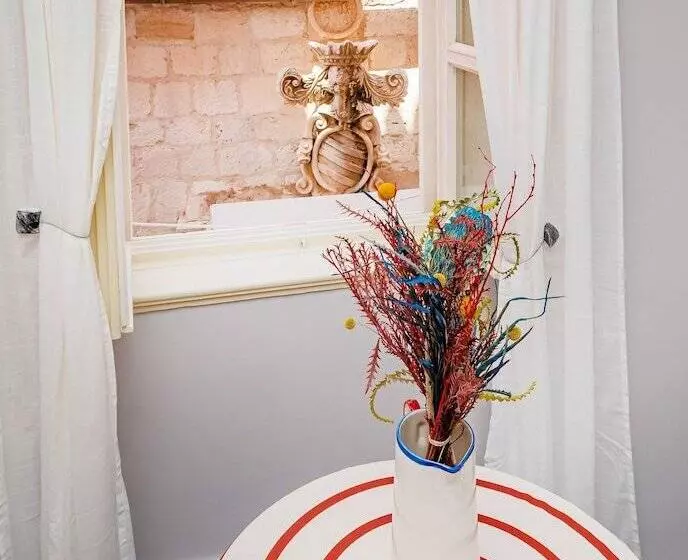 پانسیون Cap Rooms