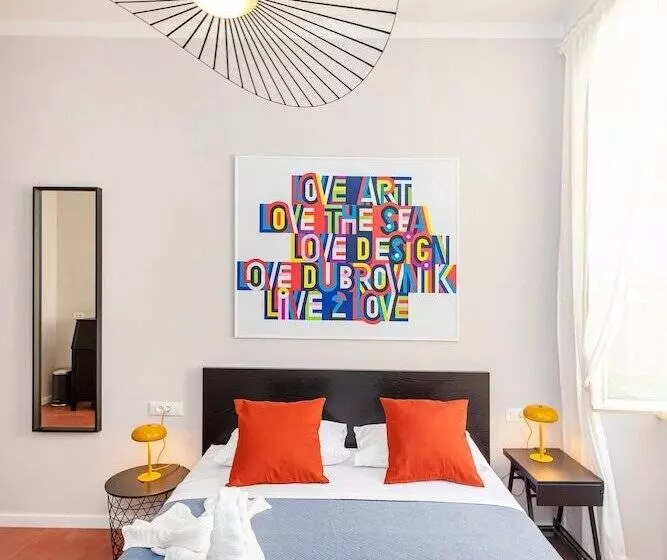 پانسیون Cap Rooms