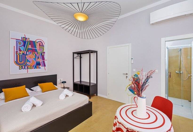 بنسيون Cap Rooms