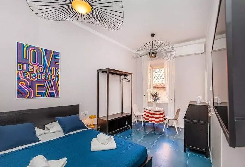 پانسیون Cap Rooms