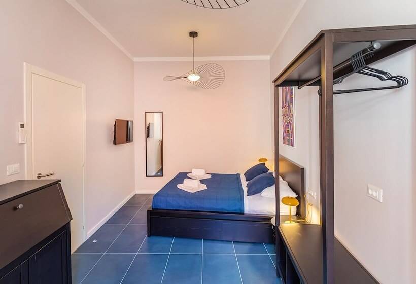 بنسيون Cap Rooms