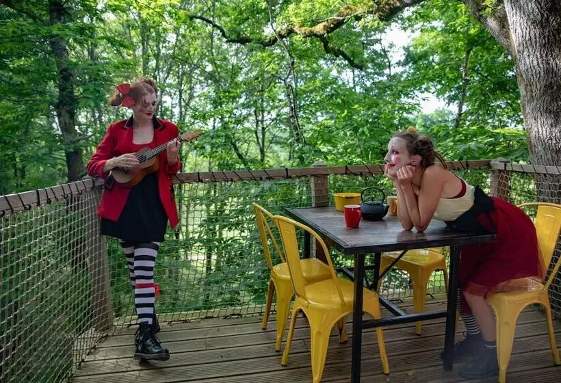 Majatalo Les Cabanes Perchées Du Mas Del Bosc
