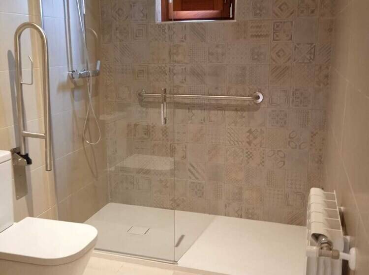 بنسيون O Lar Do Alecrín