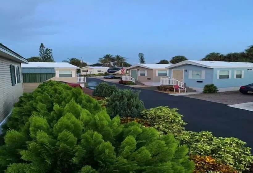 Lomakeskus Caribbean Shores Vacation Rentals