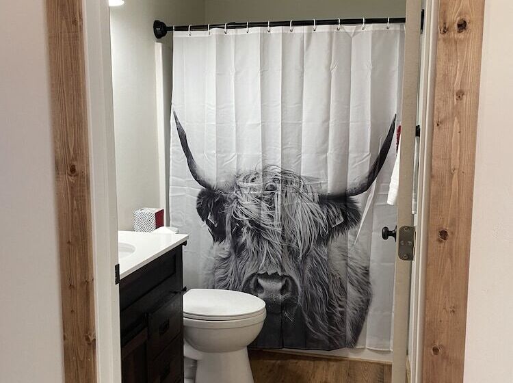 Курорт Travellers Rest Cabins And Rv Park