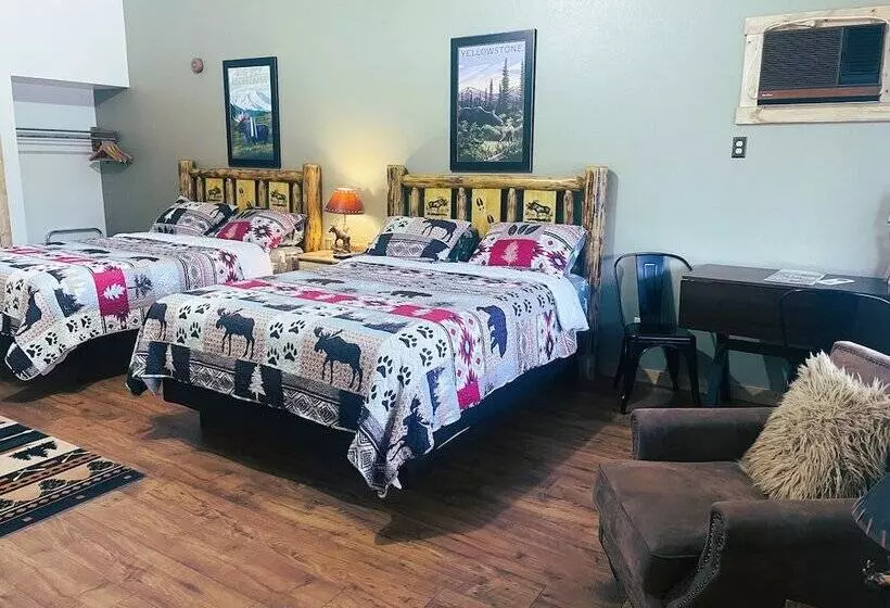 Lomakeskus Travellers Rest Cabins And Rv Park