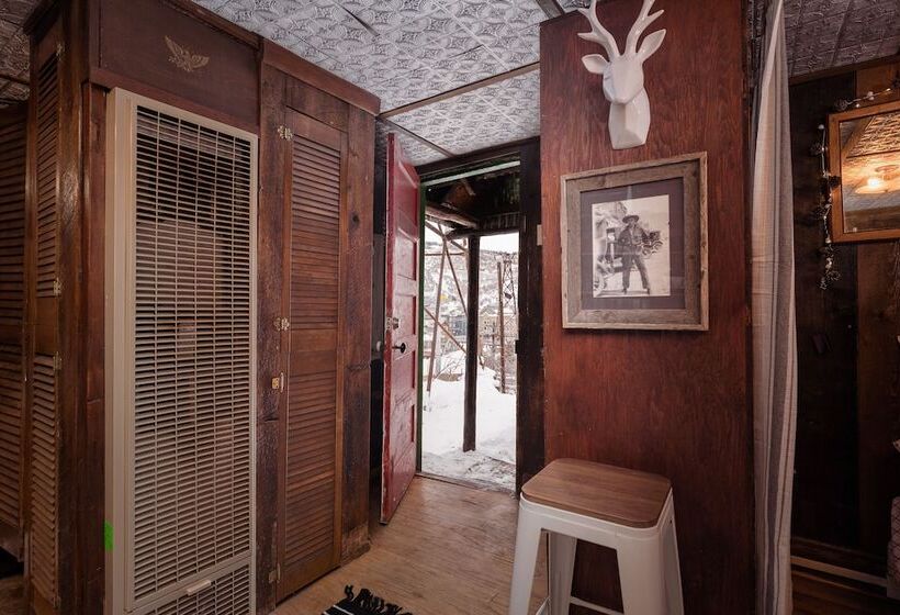 Ski In/ski Out Miners Cabin