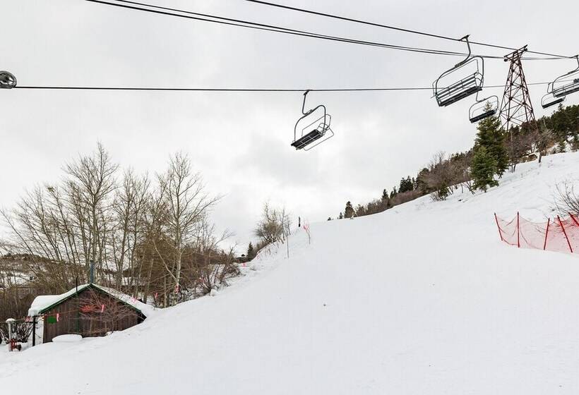 Ski In/ski Out Miners Cabin