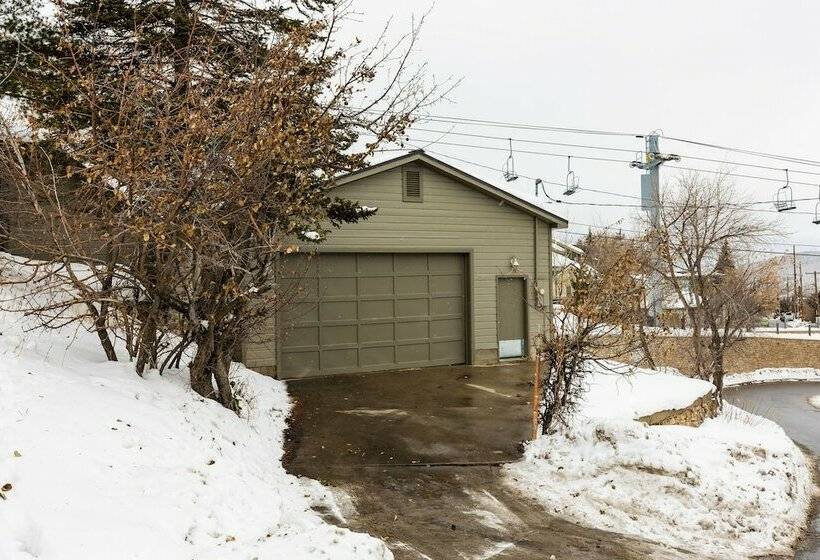 Ski In/ski Out Miners Cabin
