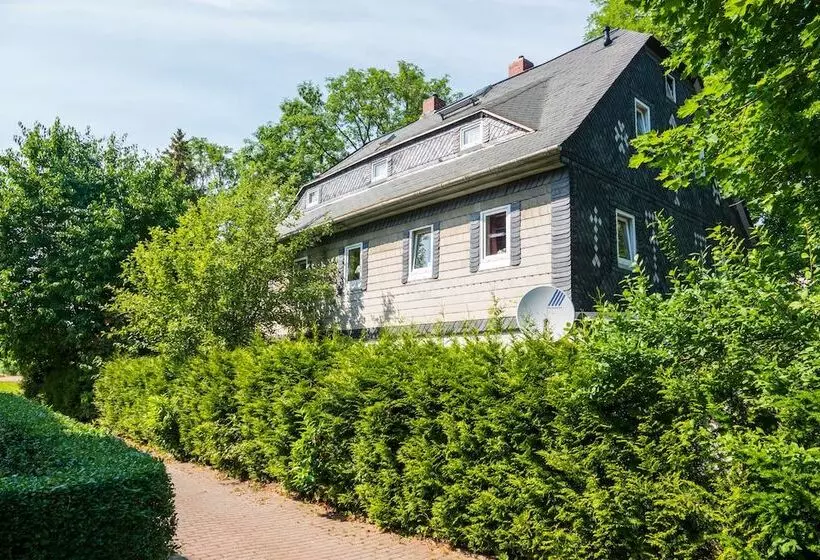 ベッドアンドブレックファースト Land & Leben Pension