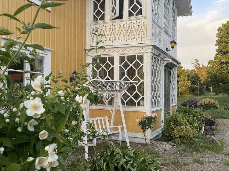 ベッドアンドブレックファースト Toftahult Bed&breakfast