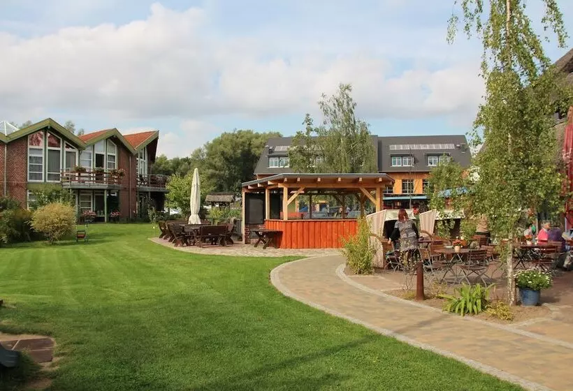 Hotelli An Der Metow Ferienpark.