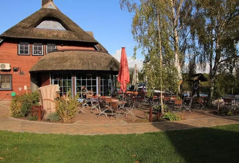 Hotelli An Der Metow Ferienpark.