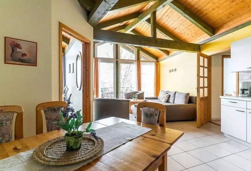 Hotelli An Der Metow Ferienpark.