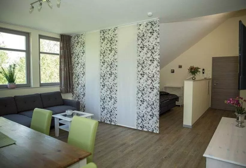 Hotelli An Der Metow Ferienpark.